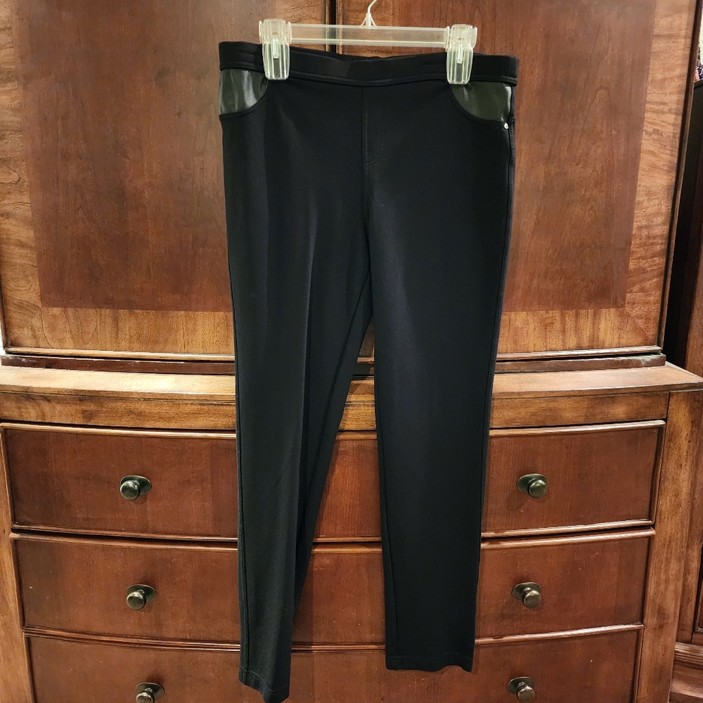 DKNY Women's Pant - Black